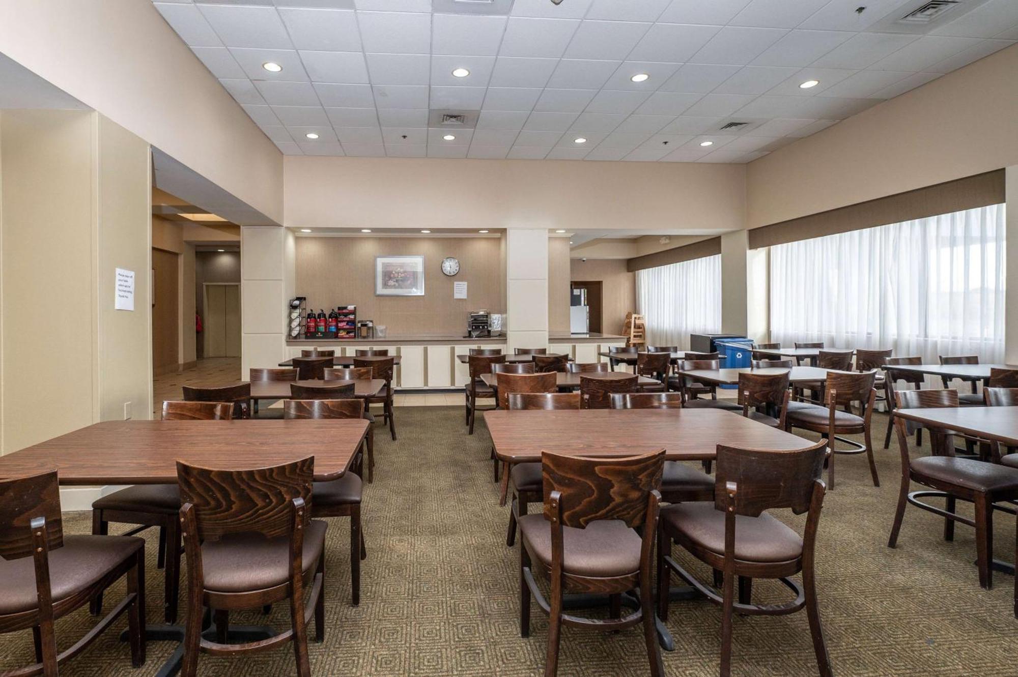 La Quinta By Wyndham New Haven Hotel Buitenkant foto